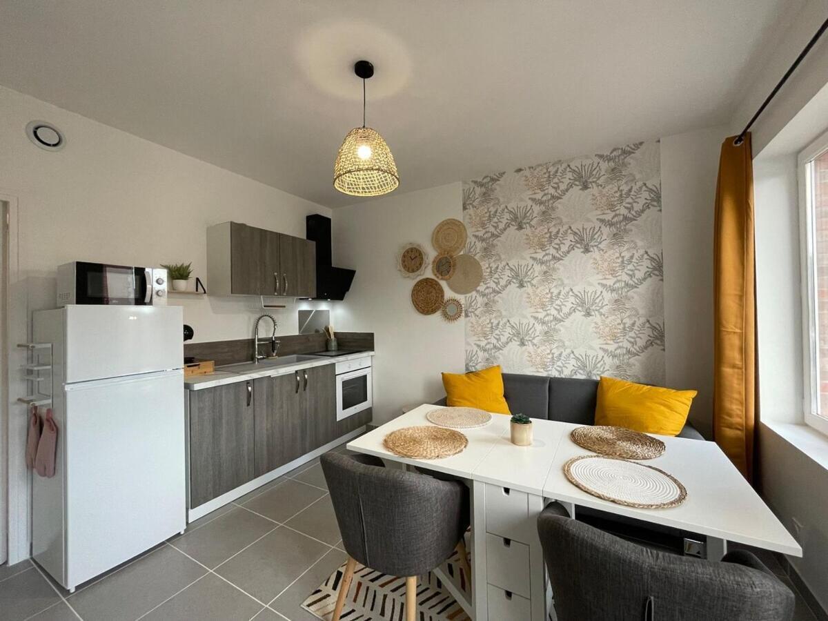 Apartmán Le Familial Proche Gare Sens Exteriér fotografie